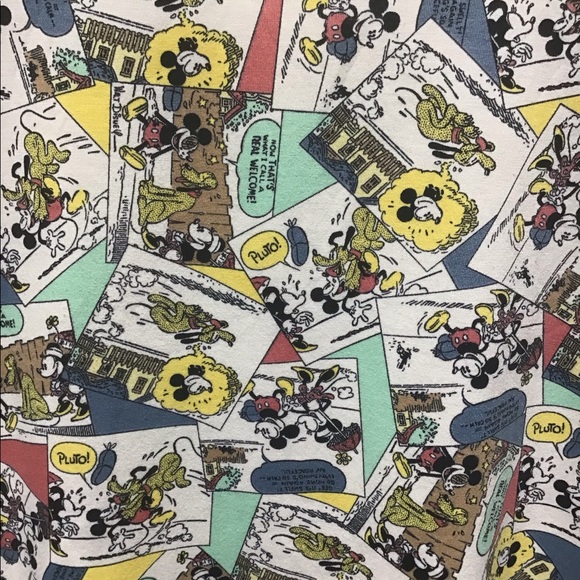 Disney~LulaRoe Classic T-Shirts~Lot of 2~Size M - Picture 4 of 7